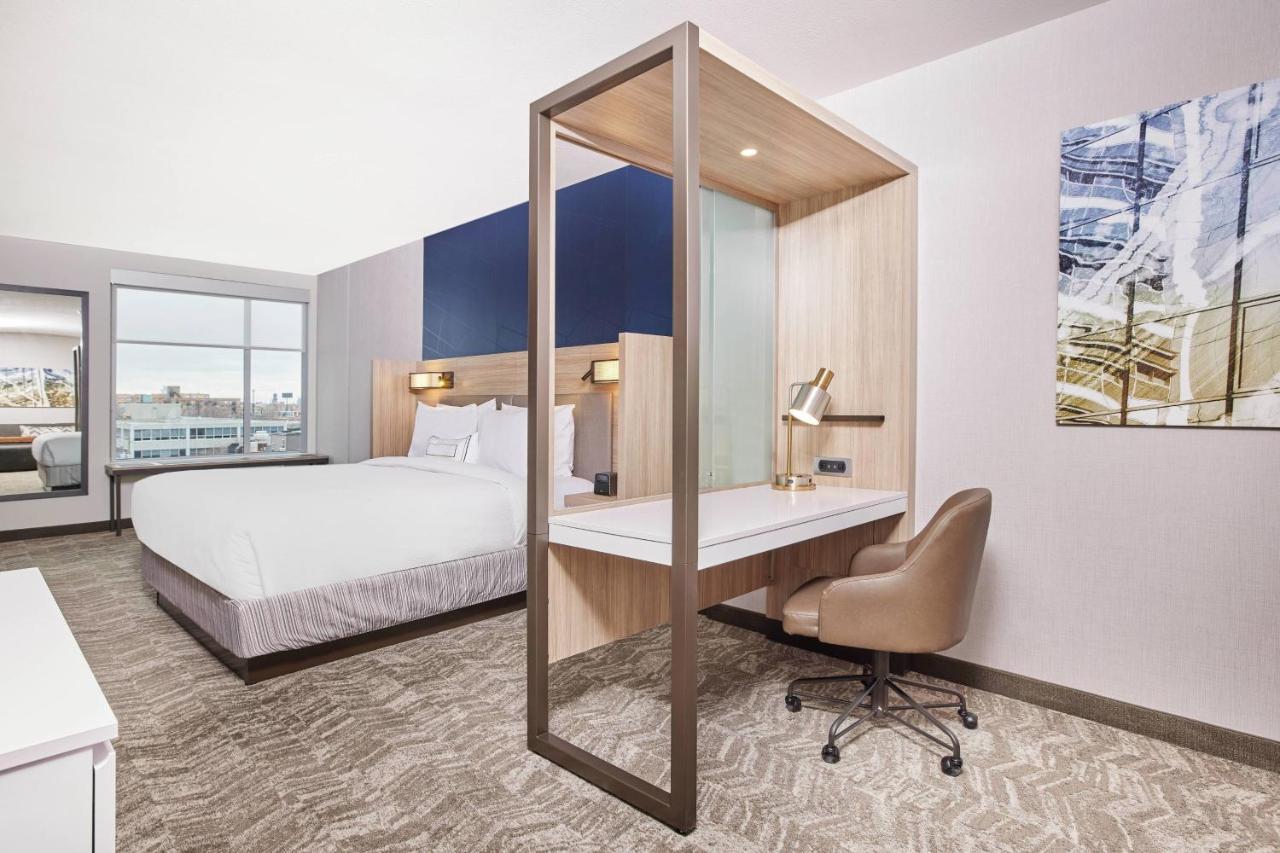 Suite met Kingsize Bed en Slaapbank